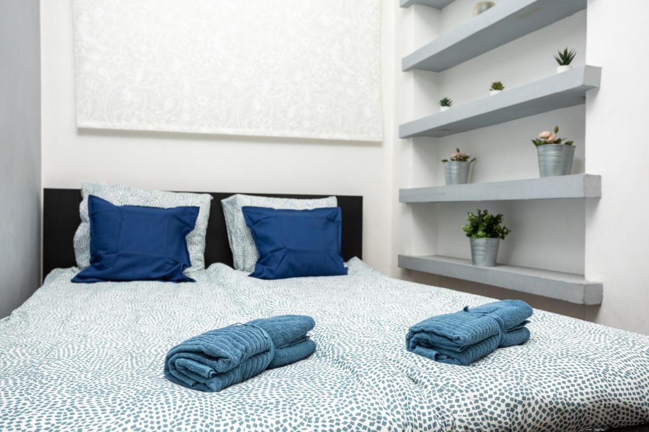 Blueberry Apartment At Buda Castle Boedapest Buitenkant foto
